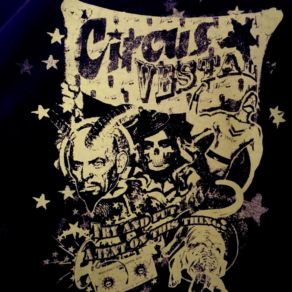 Circus Vestal Soft black tee vintage distressed
